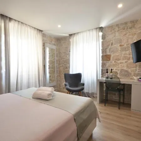 Πανσιόν Bernardi 2 4*