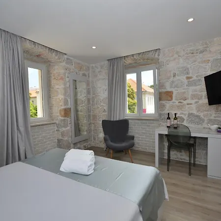 Bernardi 2 Πανσιόν Σπλιτ