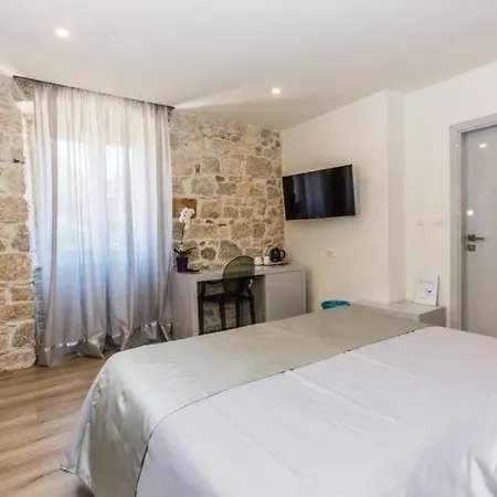 ゲストハウス Bernardi 2