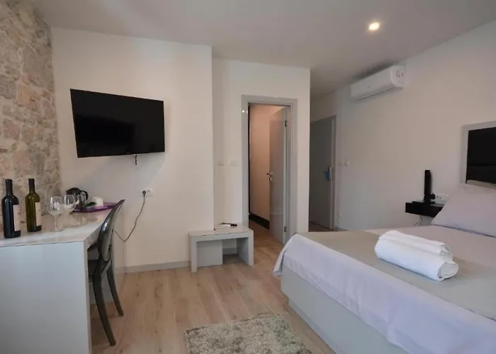 Bernardi 2 Pensionat 4*