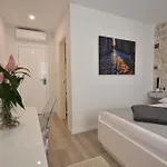 Bernardi 2 Gostinjska kuća Split