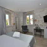Bernardi 2 Gostinjska kuća Split